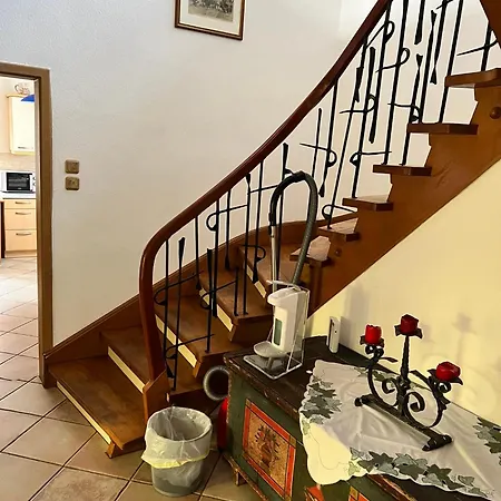 Stadthaus Mit Traditionellem Flair Ferienhaus